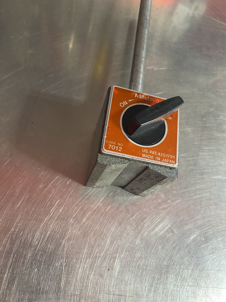 Mitutoyo 7012 Magnetic Base Stand