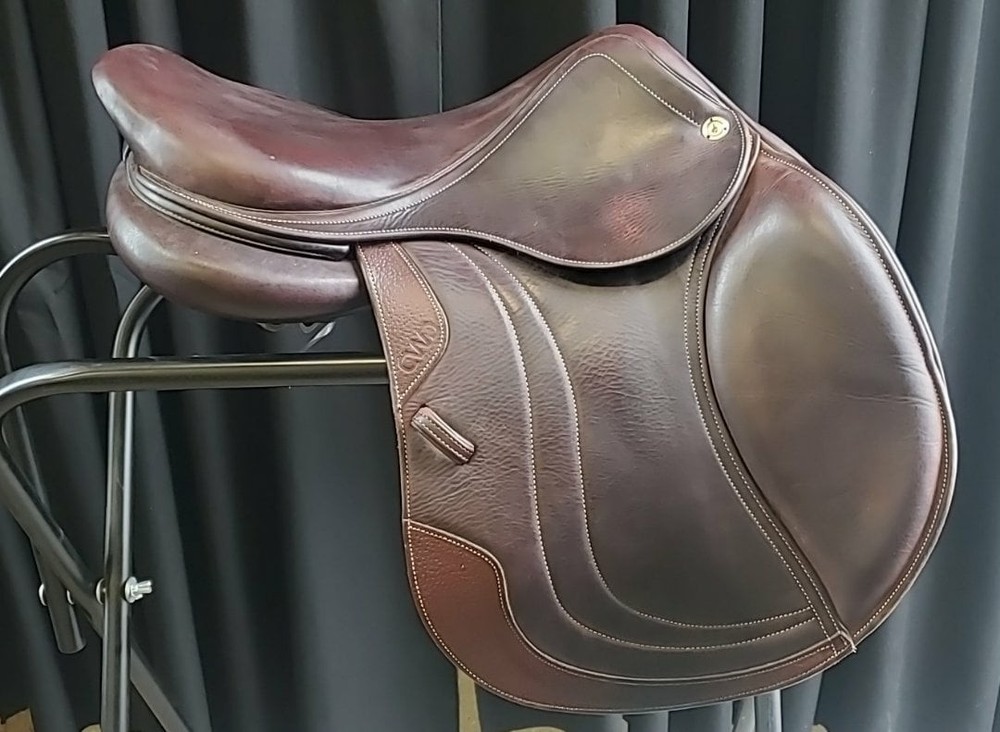 CWD SE01 17 2L 2019, Medium Tree, English saddle
