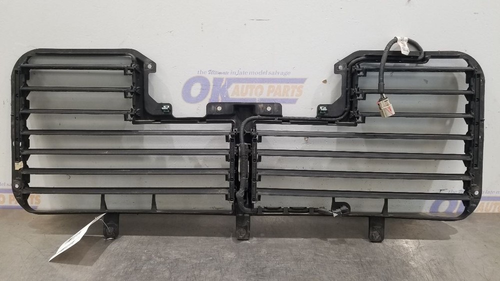 18 GMC SIERRA 1500 5.3L AIR SHUTTER ASSEMBLY