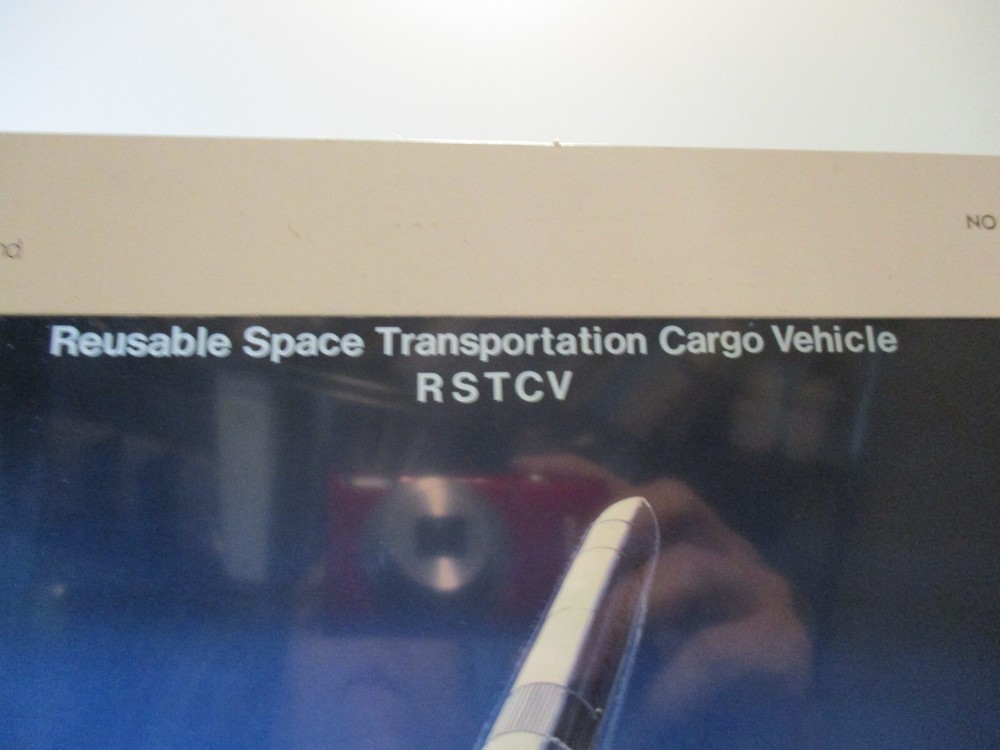 1986 NASA MSFC SHUTTLE REUSABLE SPACE TRANSPORTATION CARGO VEHICLE TRANSPARENCY