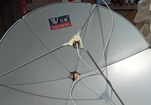 Prime Focus Antenna Ku Band LNB Holder