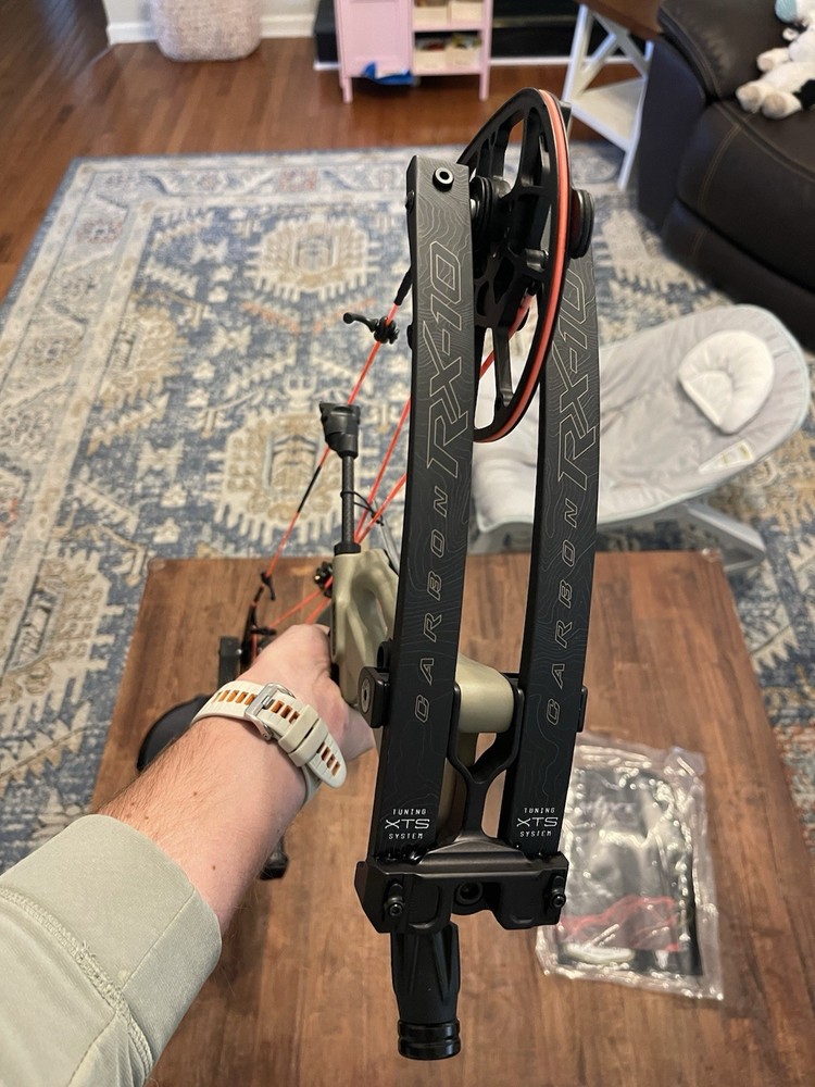 HOYT RX10!!! WOW!!