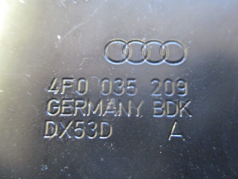 Halterung Navigation Audi A6 4F Halter Navi CD-Wechsler 4F0035209
