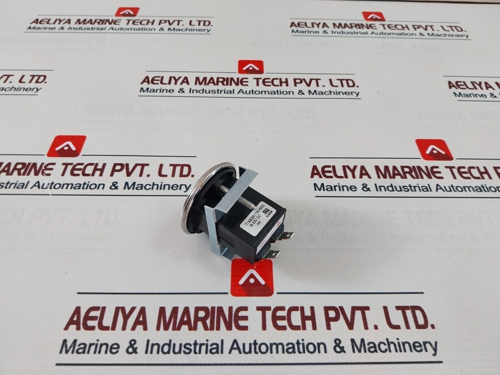 BEEDE INSTRUMENTS 943604 Hour Meter 8-32V DC