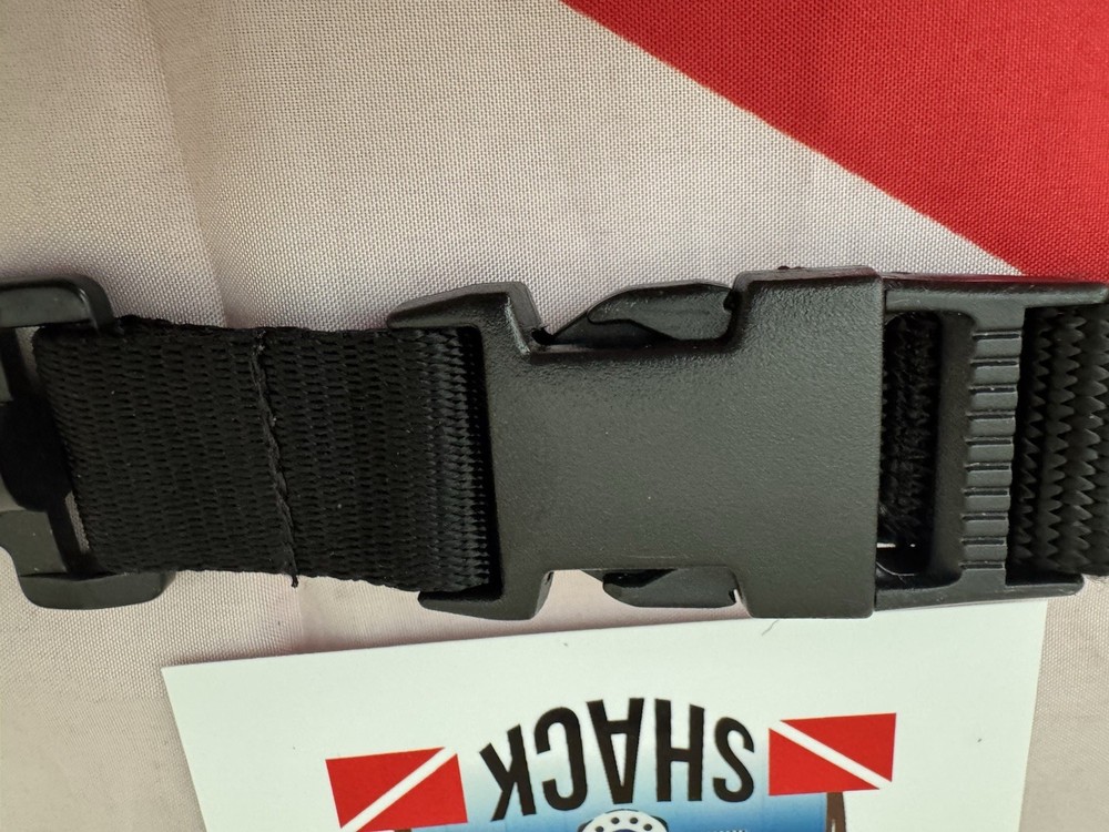 SCUBA REGULATOR CONSOLE CLIP NICE!