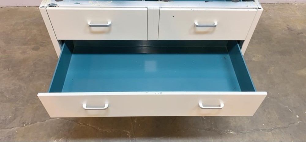 4' Duralab 5 Drawer Casework(S6LLST8277)