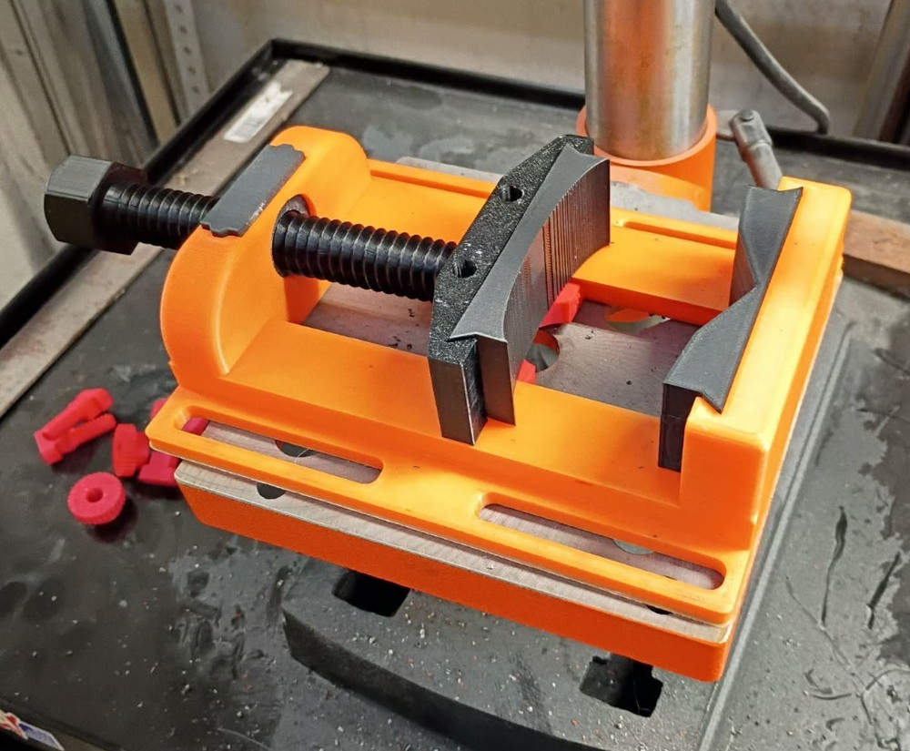 WEN 4211 DRILL PRESS HOLDER