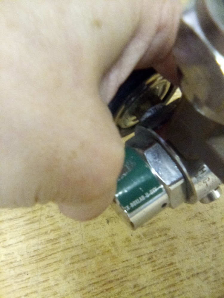 Oxygen Regulator HMG-DSN 3000 PSIG