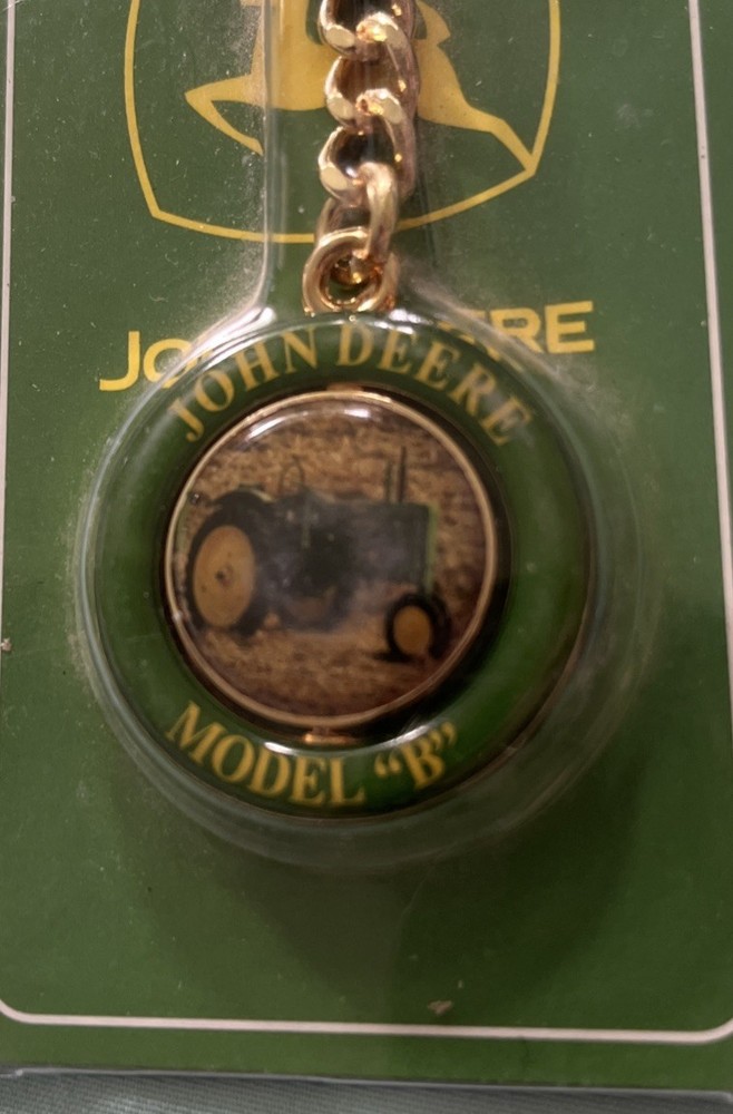John Deere Model B Tractor Collectible Key Chain Ring