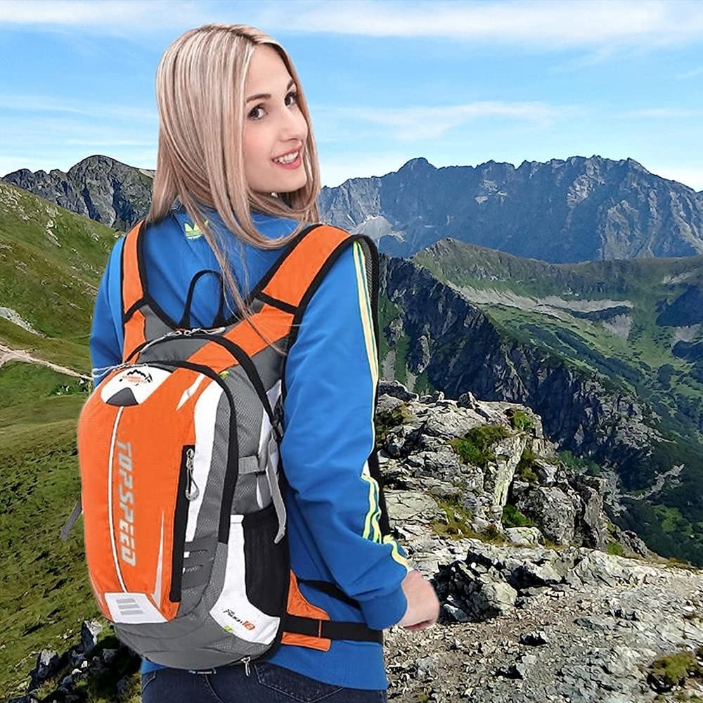INOXTO Hydration Pack Backpack，18L Hydration Pack Lightweight Water Backp
