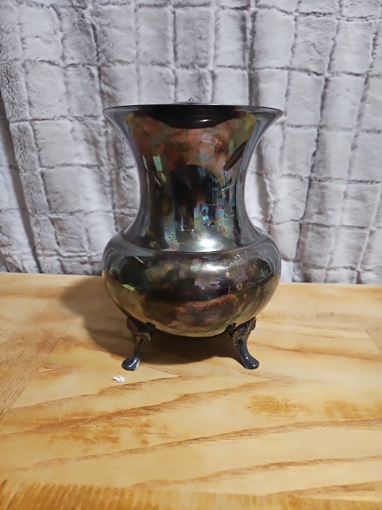 VINTAGE Silverplated Water Beverage Pitcher w/ Ice Lip