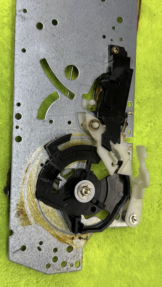 Genuine OEM Technics SL-D20 Turntable MAIN MECHANICAL ASSEMBLY AS PICTURED WORKS