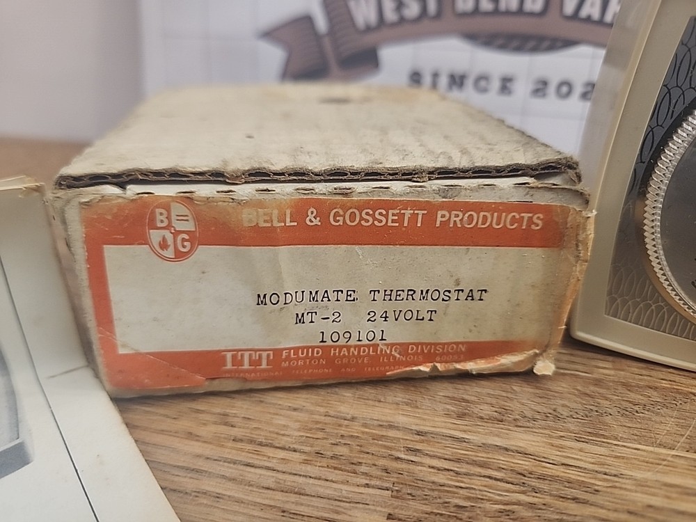 Bell & Gossett ModuMate MT-2 Non-Programable Mechanical Thermostat 24 Volt IVORY