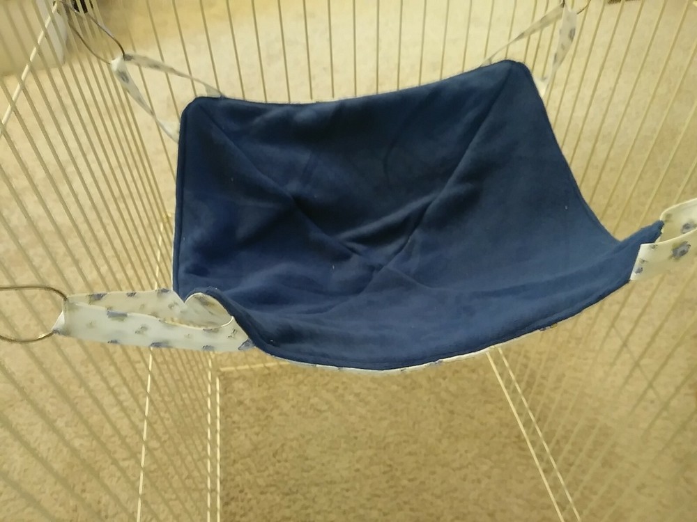 Ferret Saucer Hammock - White with Tiny Blue Flowers - 14"