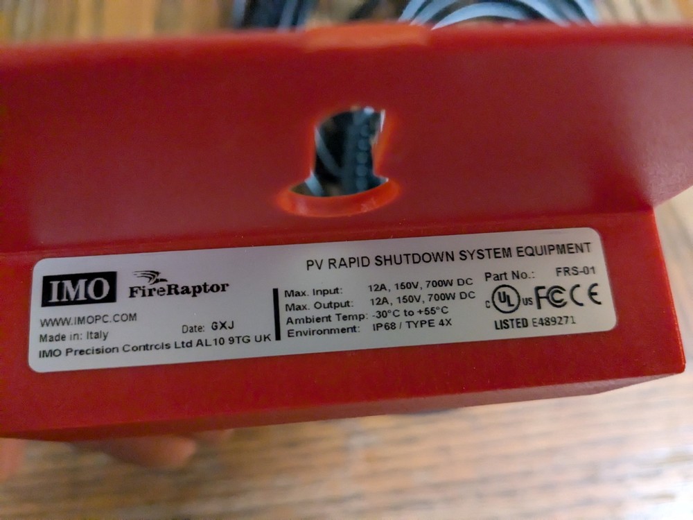 FireRaptor FRS-01 Emergency Solar disconnect