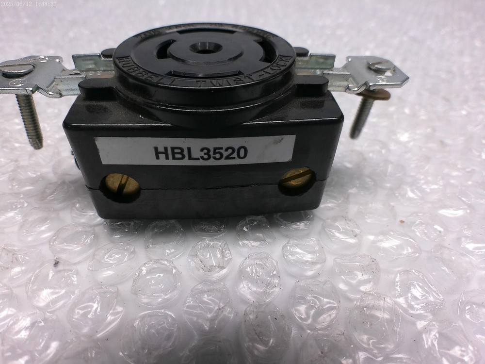 HUBBELL HBL3520 RECEPTACLE NSNP
