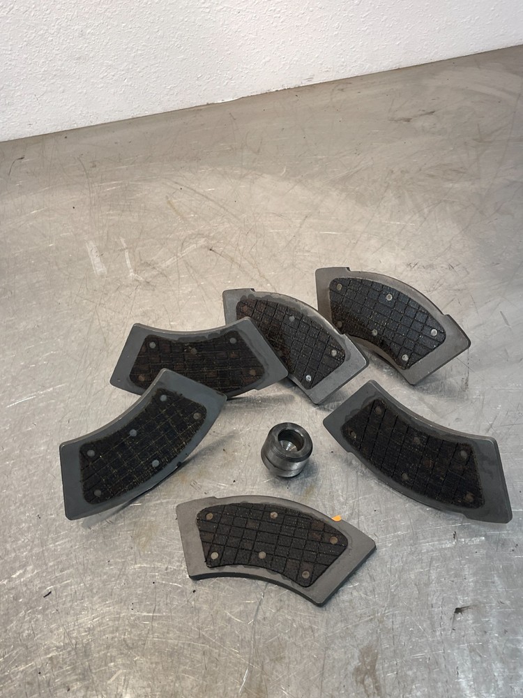 John Deere 5010 Tractor Brake Pistons & Pads