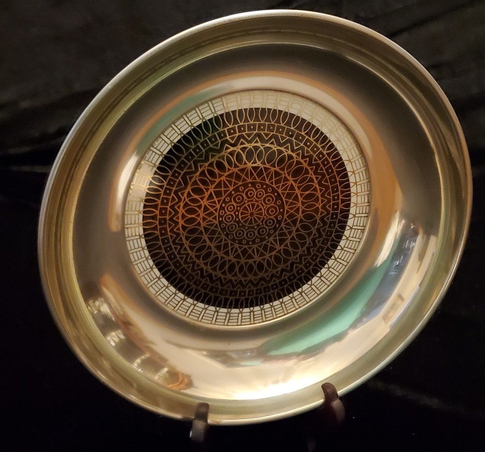 Buehner Wanner Dura Brass decorative dish 9" diameter