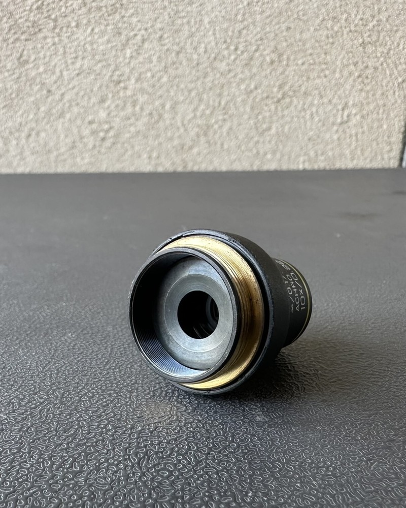 Leica Achro Microscope Objective Lens 10X/0.22, ∞/0.17