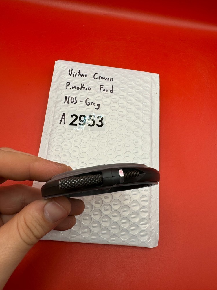 Virtue Crown Pinokio Feed NOS - Grey