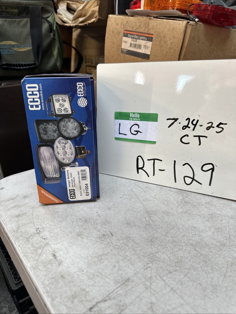 ECCO 91004 RECTANGULAR HALOGEN FLOOD BEAM