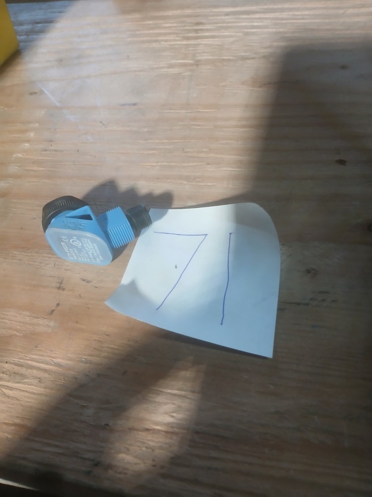 SICK ET3-P3228 / ET3P3228 Sensor