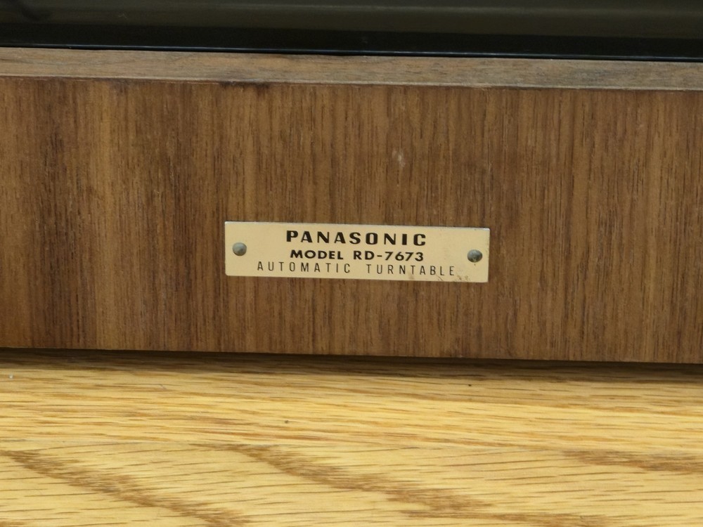 Panasonic RD-7673D Automatic 4-Speed Turntable RD7673D | Needs Servicing
