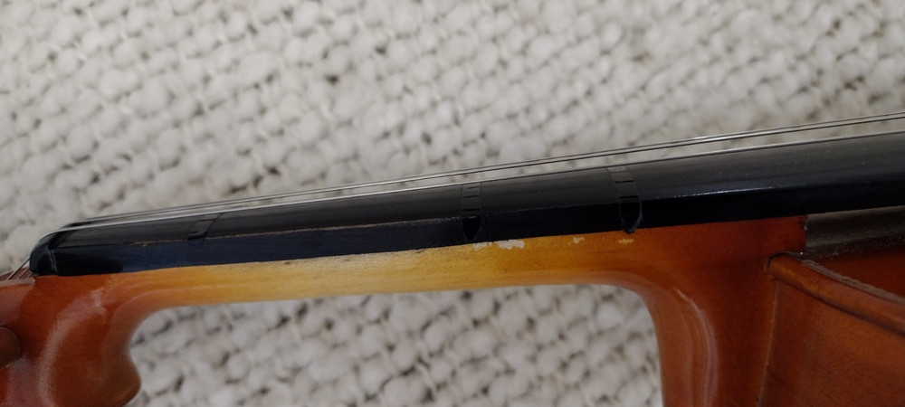 Cecilio Violin 4/4 CVN - 200 + Bow, Bridge, Shoulder Rest, Strings, Rosin & Pipe
