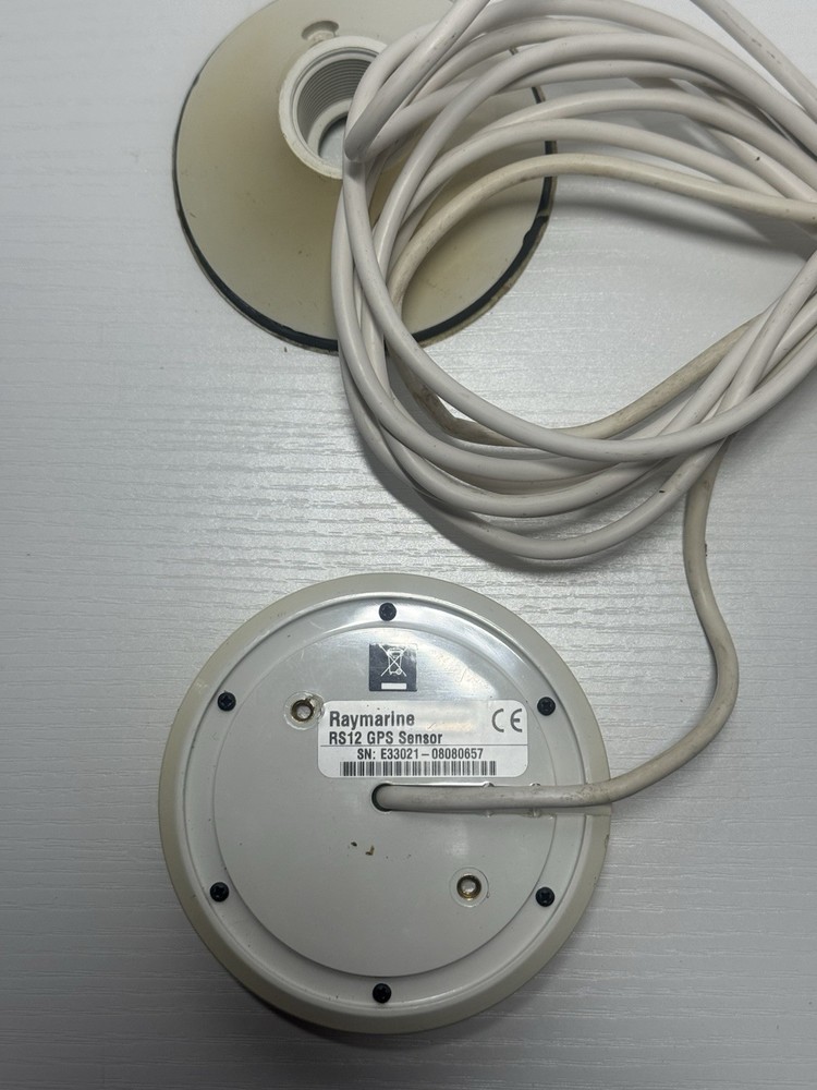 Raymarine RS12 GPS Sensor E33021
