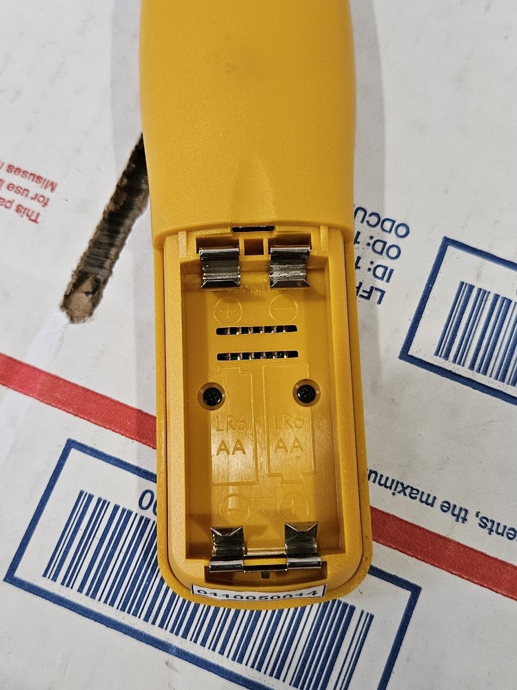 TURN ON- GE Hygro Hawk Protimeter Moisture Meter