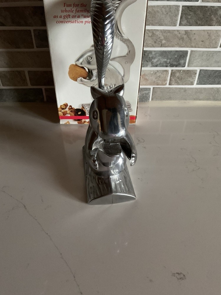 Davy The Squirrel Crackit" nutcracker.