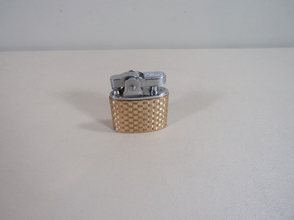 Napier Goldtone Lighter