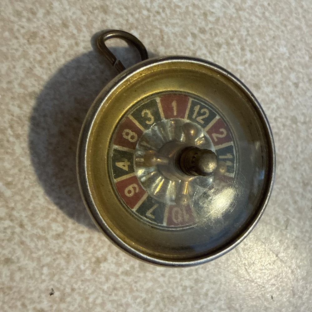 VINTAGE 1950'S NOVELTY WORKING ROULETTE WHEEL