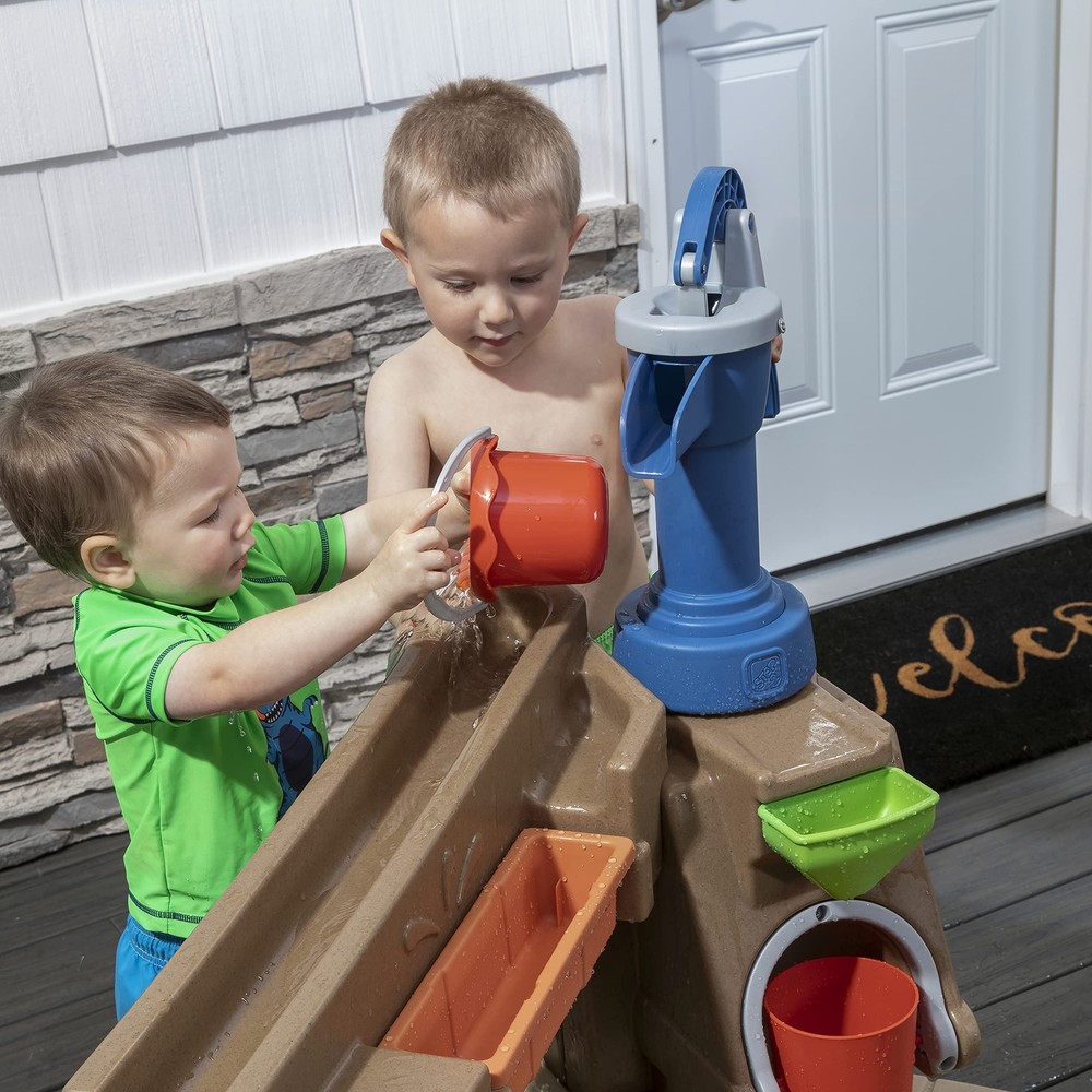 Step 2 Pump & Splash Discovery Pond Water Table Kids Water Sensory Activity