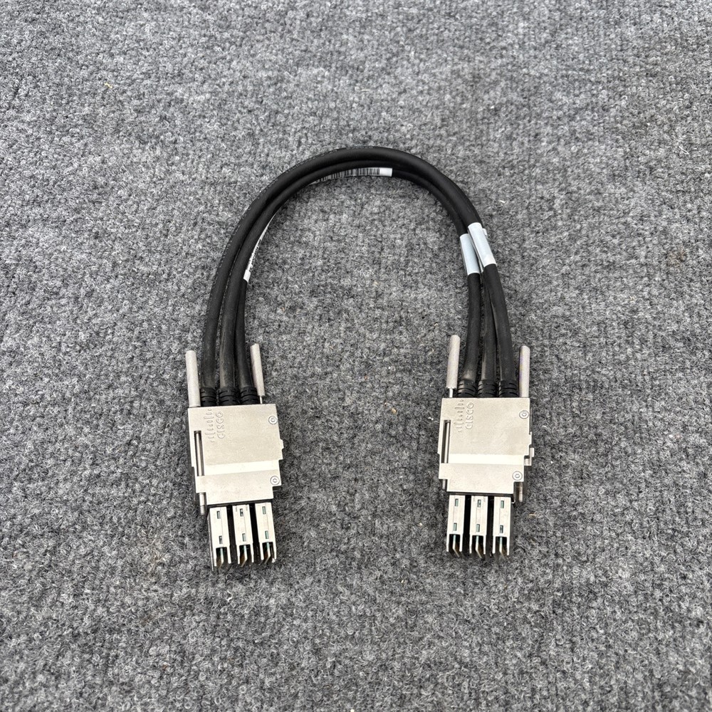 Cisco STACK-T1-50CM V01 Stacking Cable 800-40403-01 Used