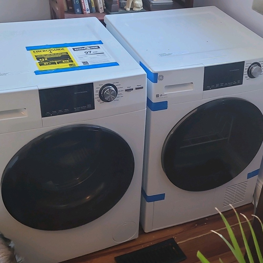 NEW compact 24" GE Front Load Washer & Dryer Set Electric White