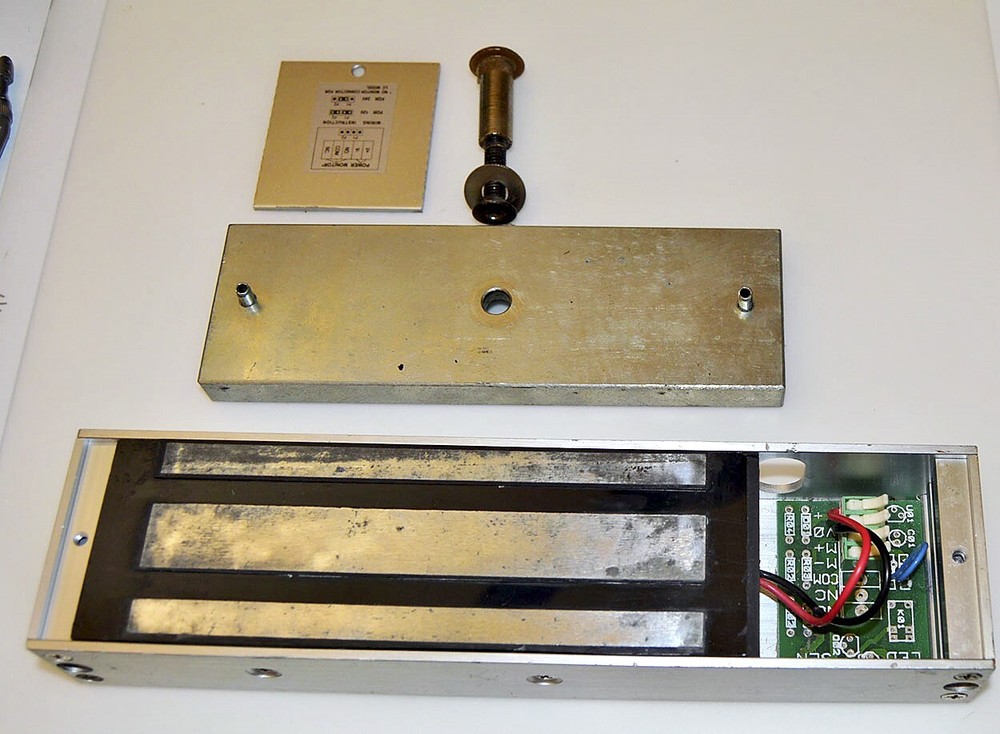 Northern Computers Electromagnetic Lock Set