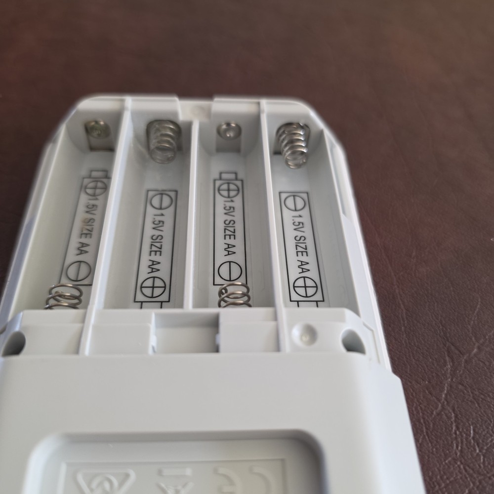 SimpliSafe SSKP3 Wireless Security Keypad White Alpha Numeric Programmable