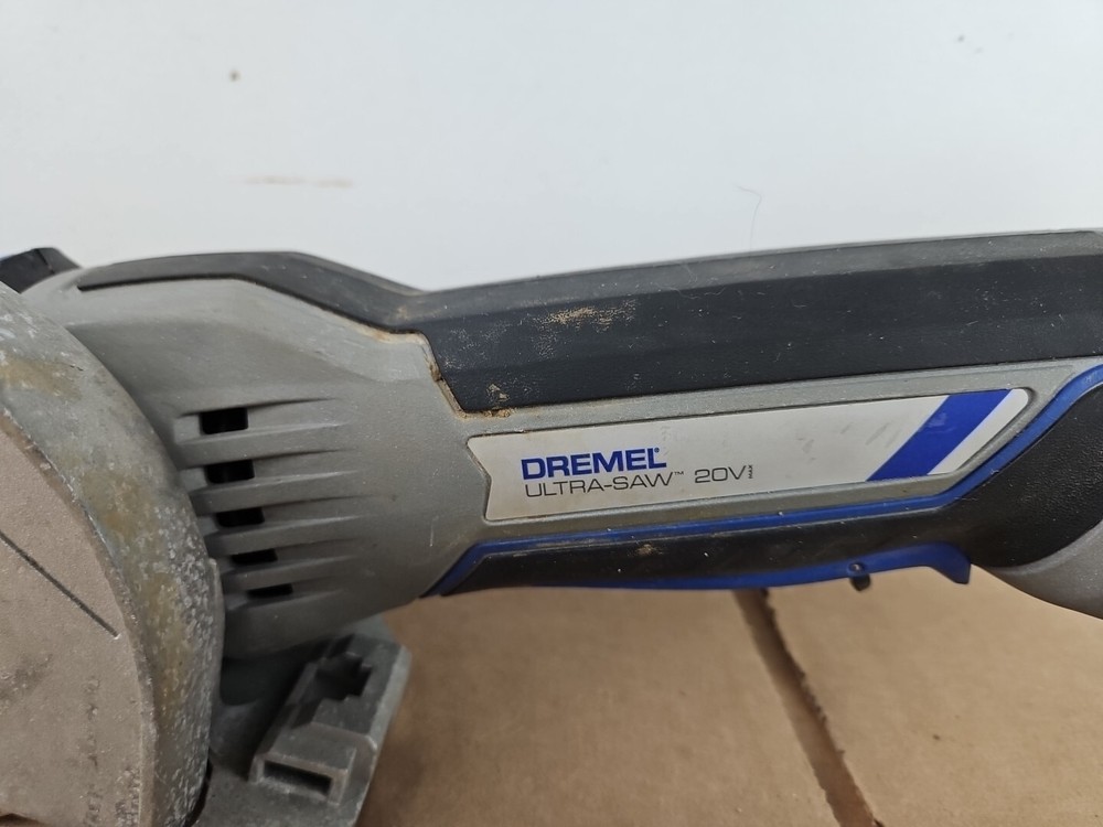 Dremel US20V 20V Max Cordless Compact Saw Tool Only
