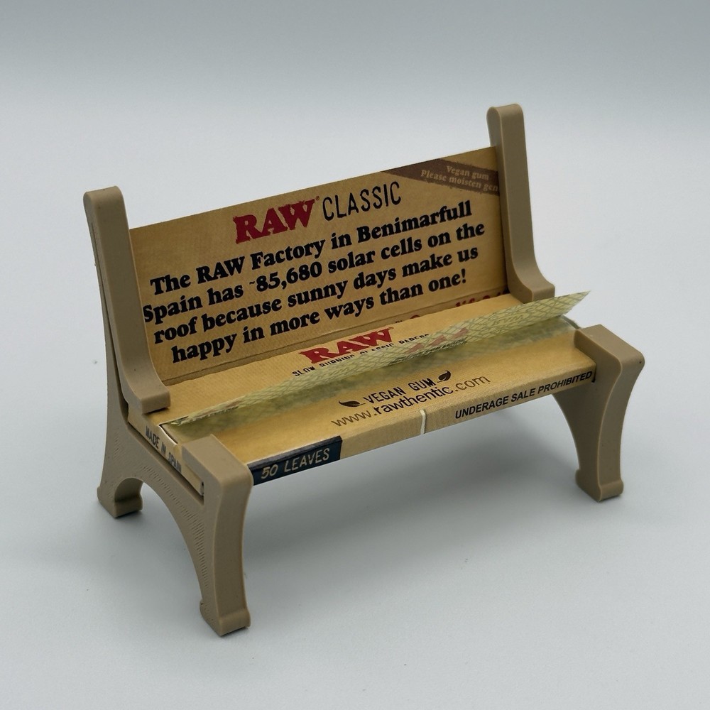 RAW Classic Slow Burning Papers + Tan Rolling Paper Bench Display Bundle