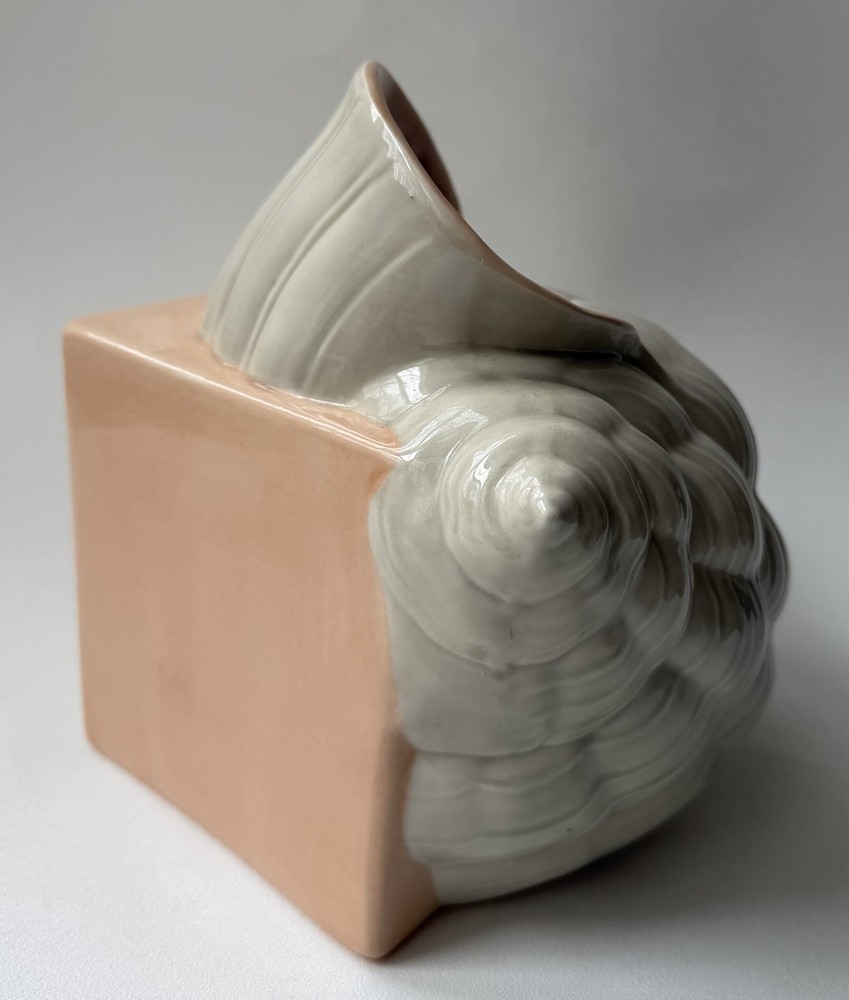 Ceramic Conch Shell Shaped Tissue Box Cover Gray/Peach -TC