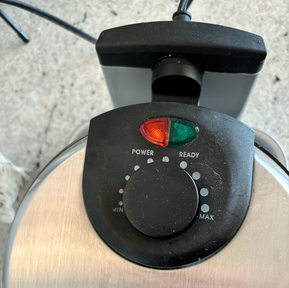 Crofton Rotating Belgian Waffle Maker Non-Stick Tested Works