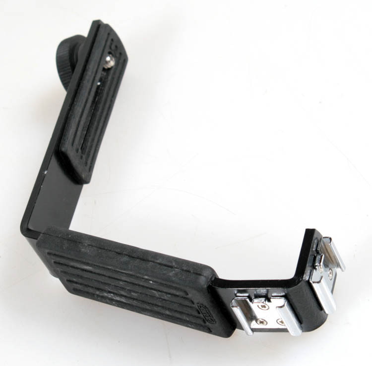 FLASH BRACKET COLD SHOE