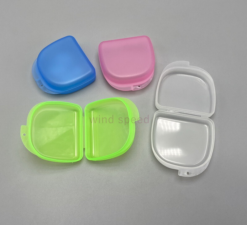 Dental Orthodontic Retainer Denture Storage Box Case Braces Mouthguard Container