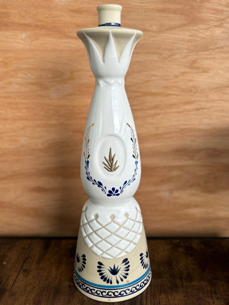 1 Empty Clase Azul Añejo 750 ML, Tequila Signed Bottle