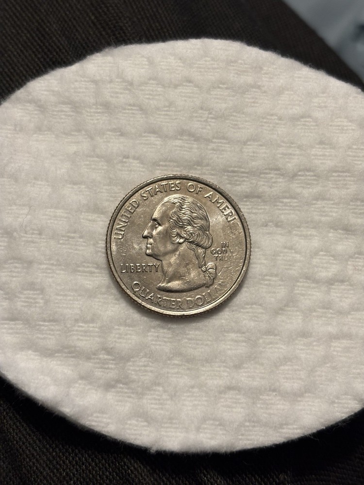 2005 D California Statehood Quarter; Struck Through Mint Error