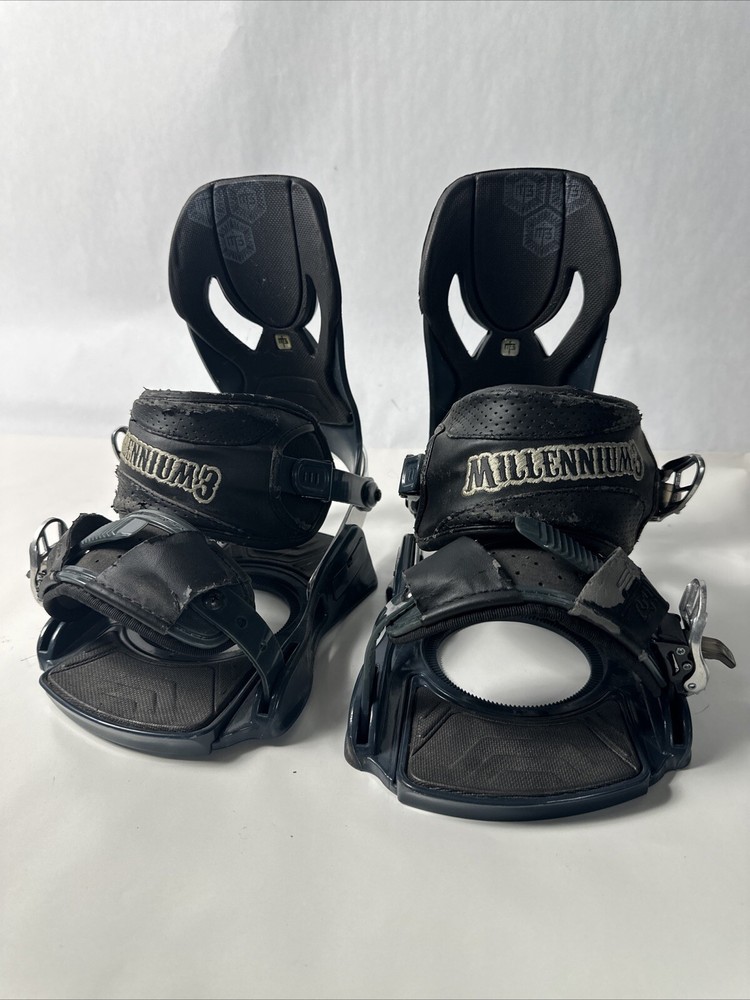 millenium 3 VORTEX snowboarding Women’s MEDIUM bindings