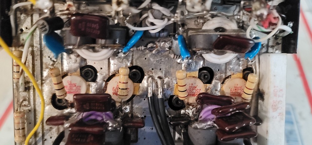 LA 600 TEN METER AMATEUR LINEAR