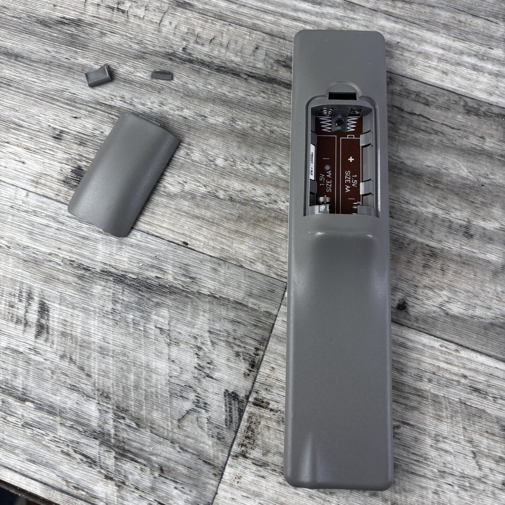 RCA DRC-105 NA Digital Video Disc (DVD) Player - Silver