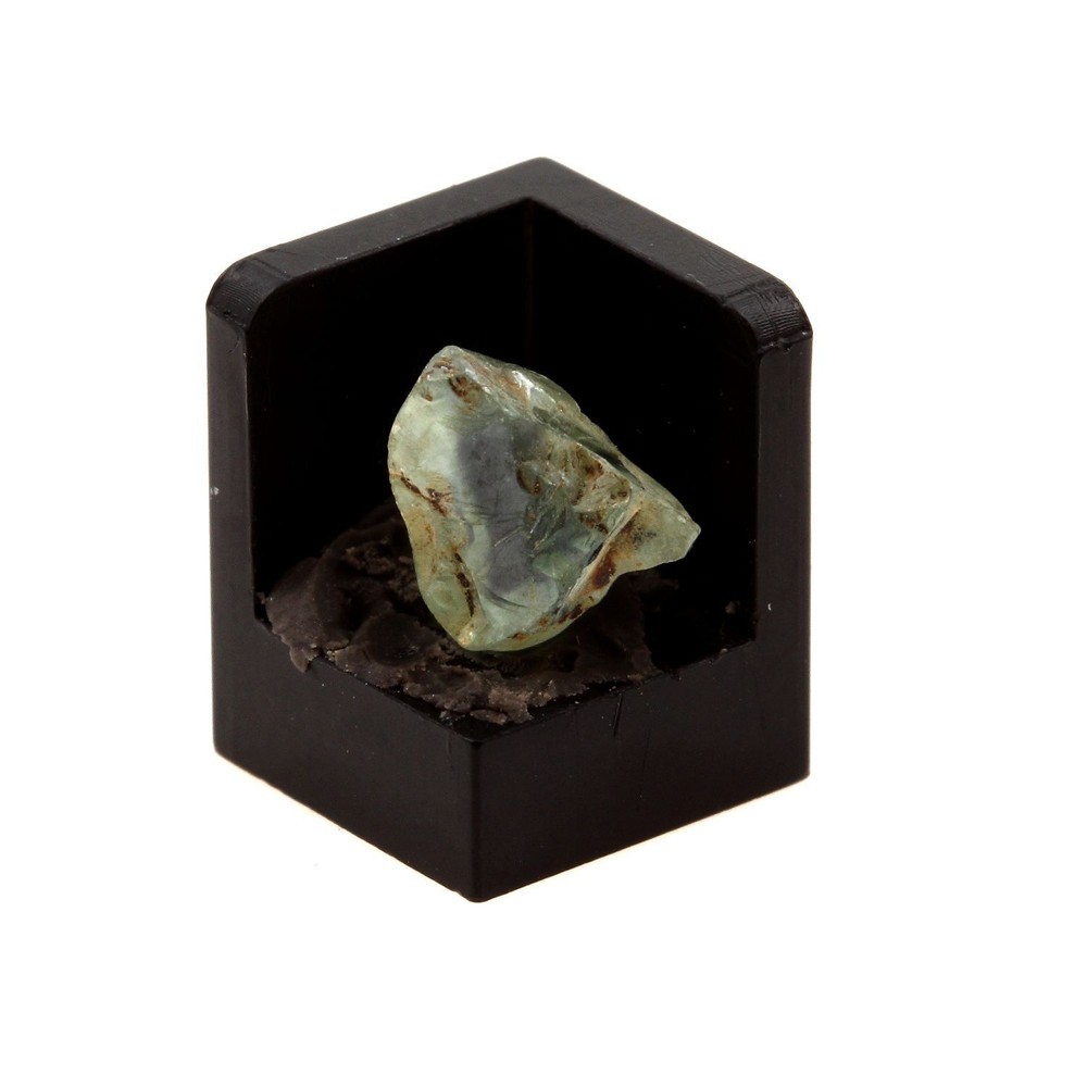 Zircon. 0.89 Ct. Pailin District, Cambodia.